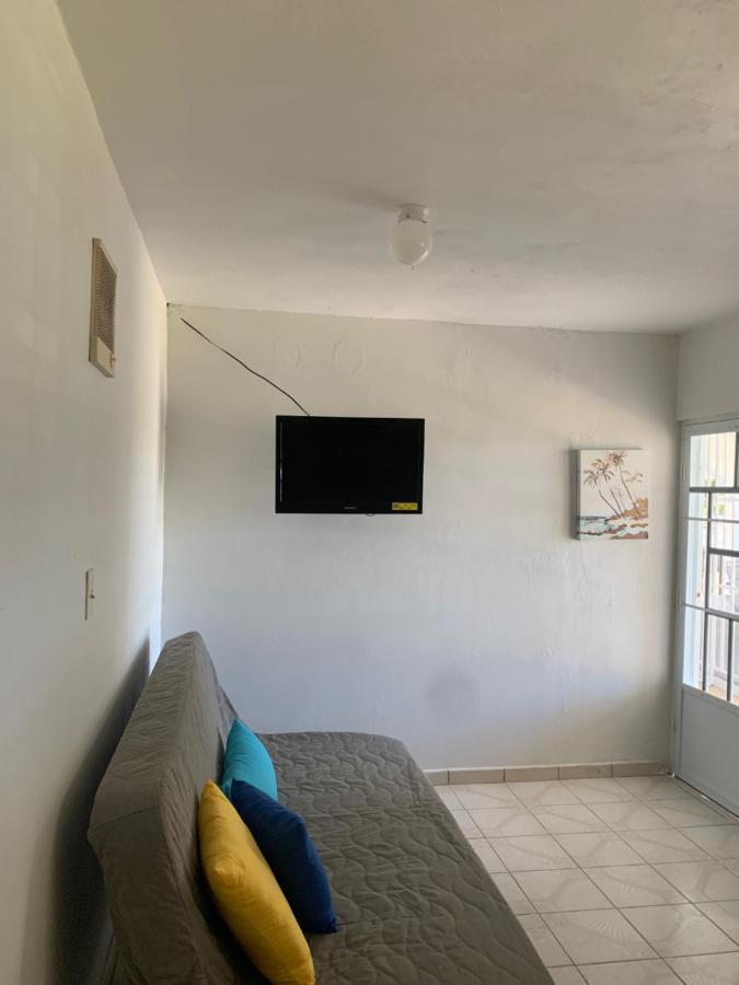 Crab Island Adventures Apartments Vieques Bagian luar foto